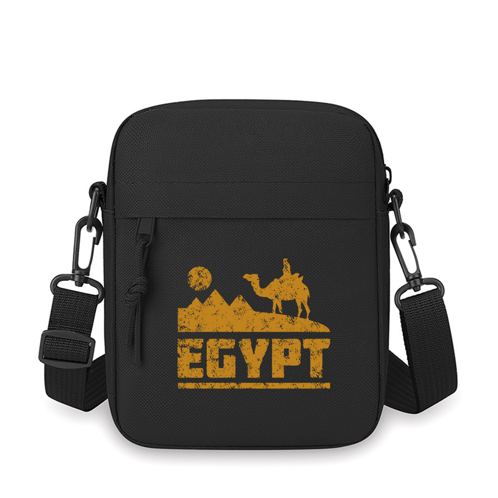 Women Bags In Egypt - Camel montando pirámides sol Egipto desierto