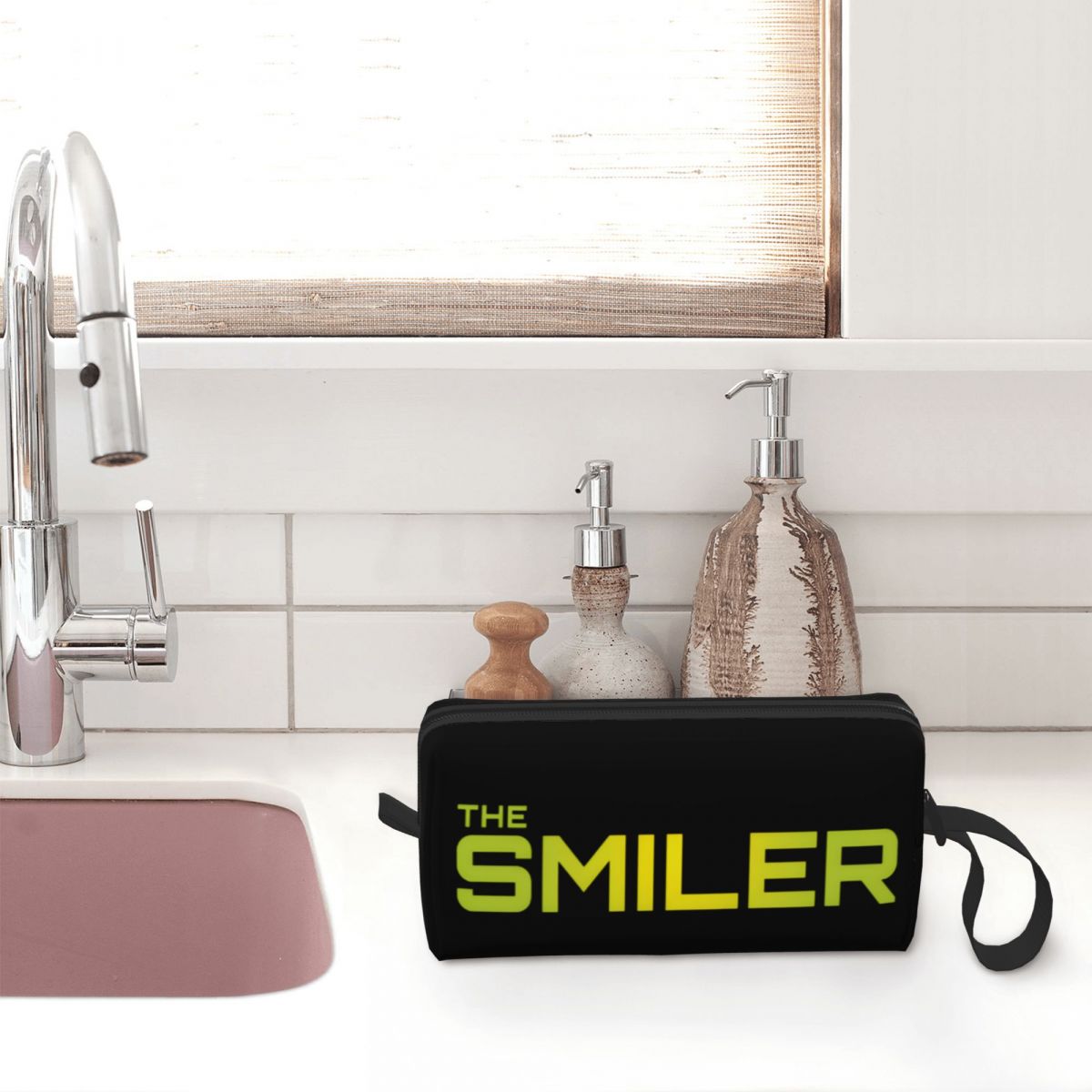 The Smiler Alton Towers Merch  - Women Bags In Uk reseña y precio